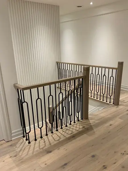 wood handrail-guard-with-iron-oval-shaped-spindles wood handrail-guard-with-iron-oval-shaped-spindles